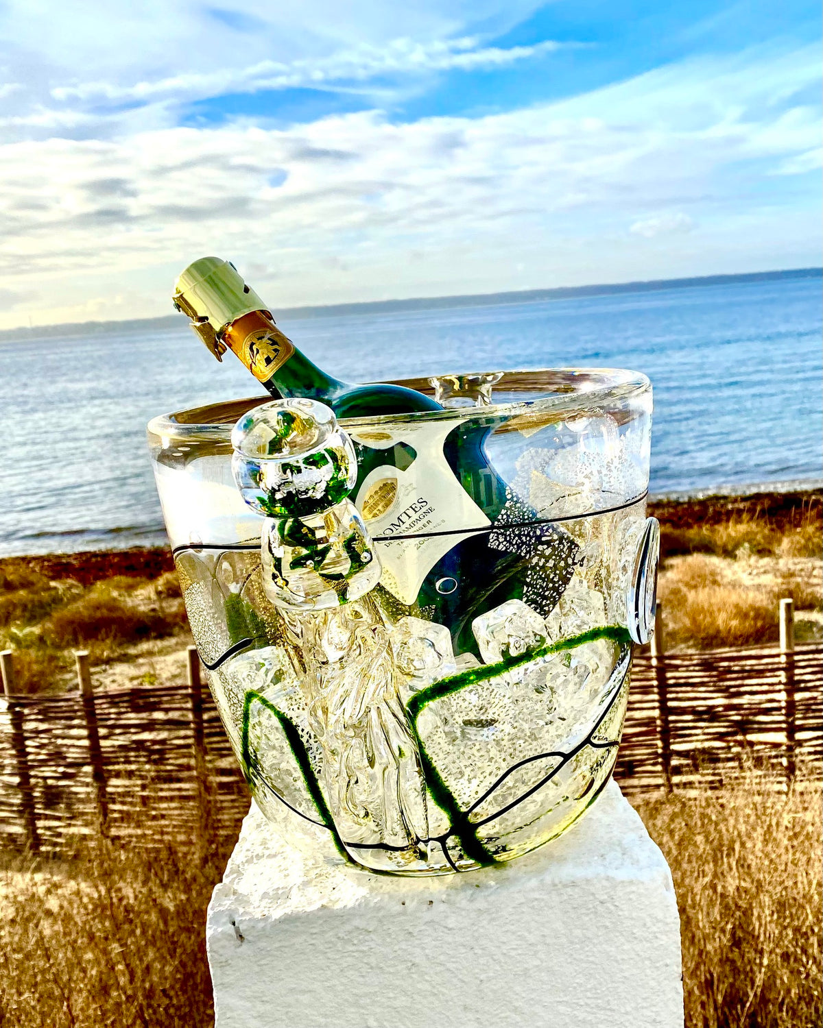 CHAMPAGNE VASE/SCULPTURE "CELEBRATE"