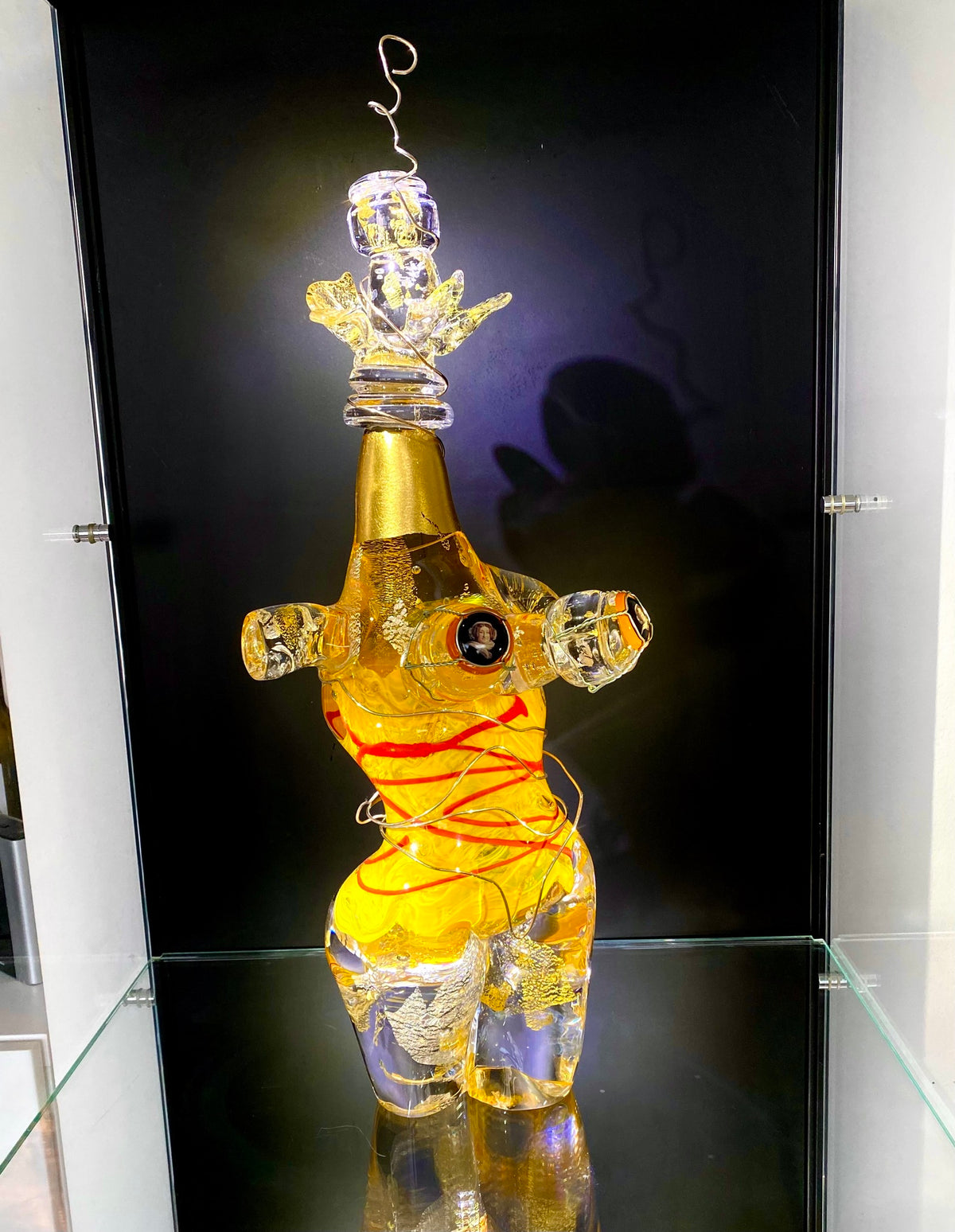 VEUVE CLICQUOT SCULPURE