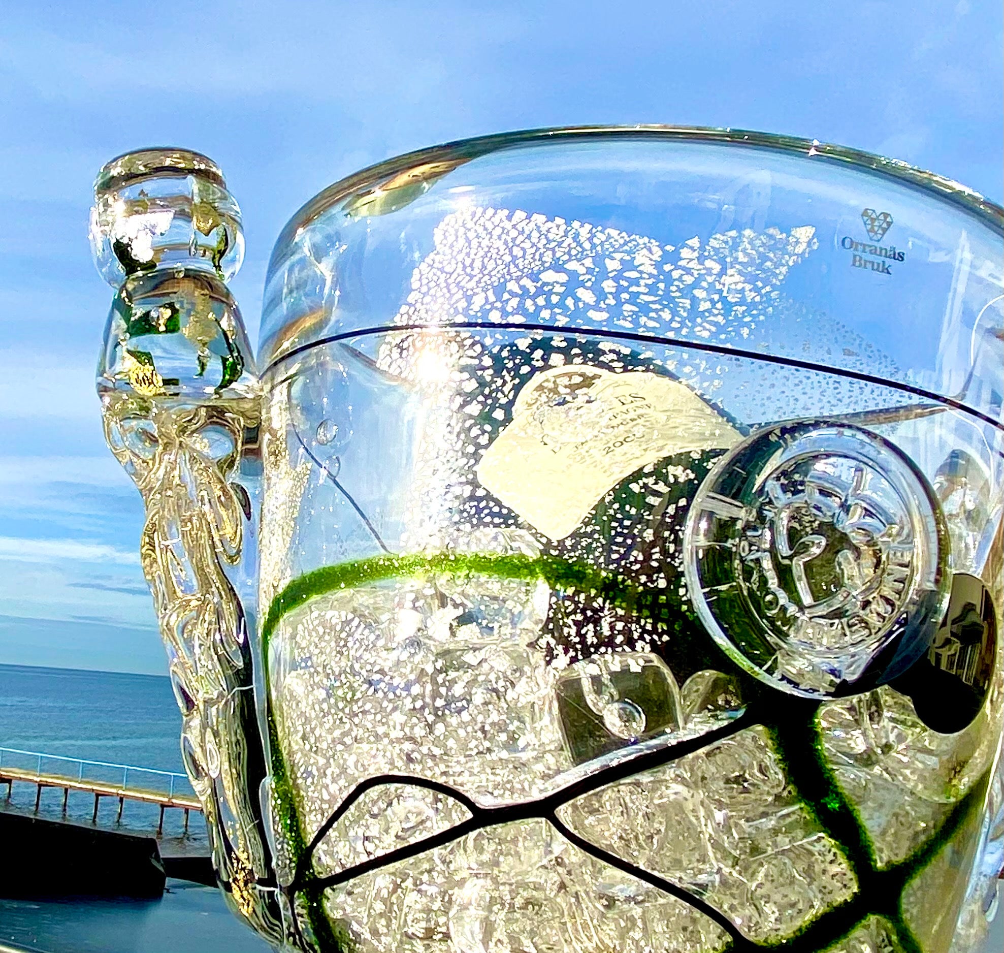 CHAMPAGNE VASE/SCULPTURE  "CELEBRATE"