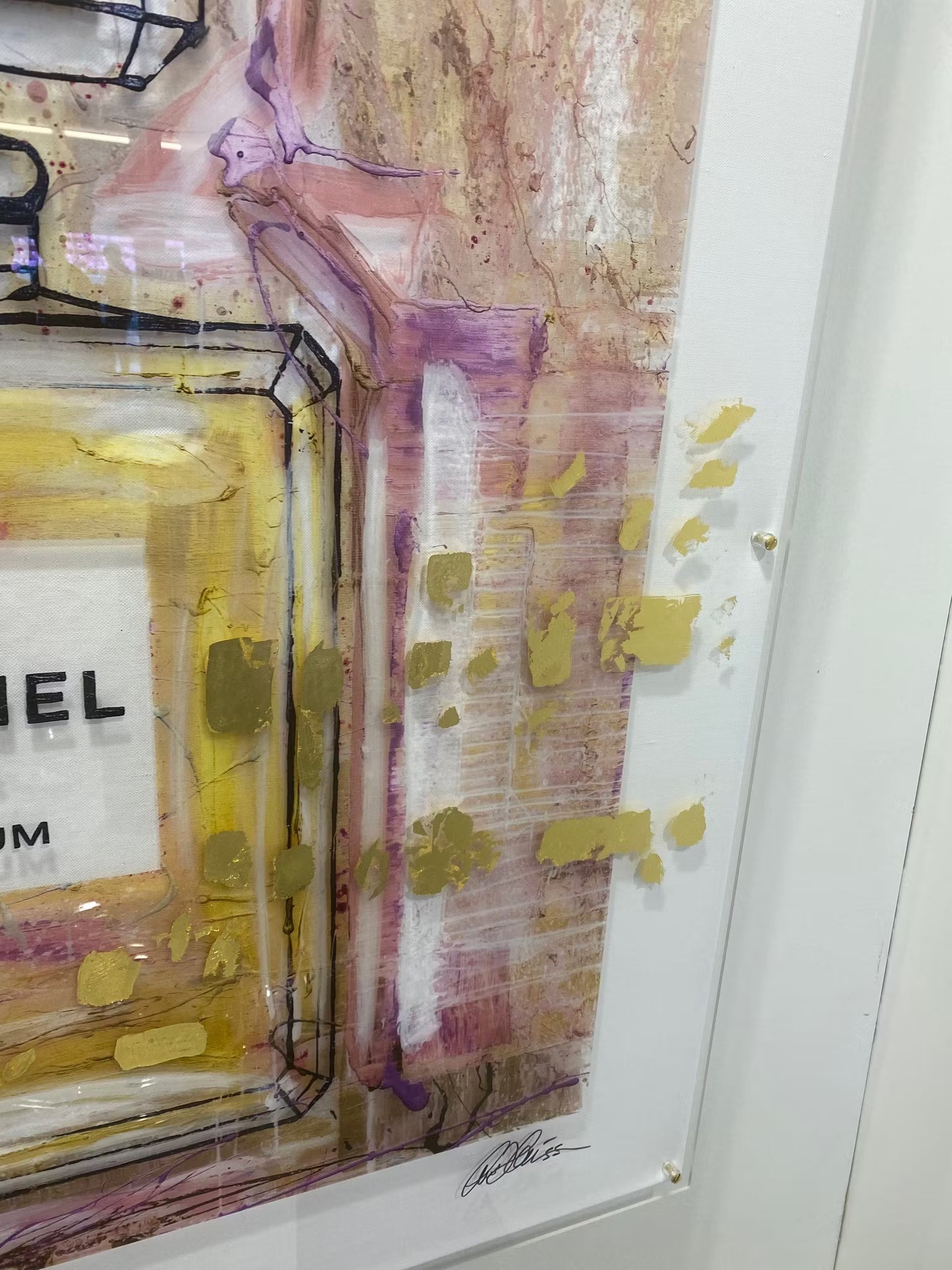 CHANEL NO5 - PLEXIART WITH 24 CARAT OF GOLD